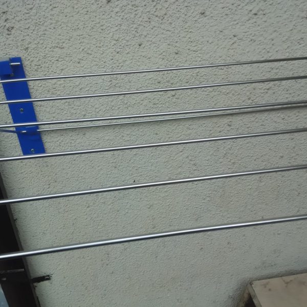 clothes drying rack in Mulashi